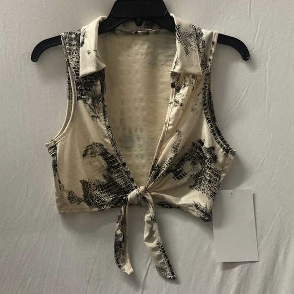 J&G white and black faux allegator skin set - Picture 1 of 6